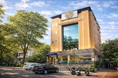 OPO Premier GK2, Delhi