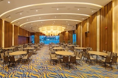 Wyndham Legend Halong Hotel, Halong