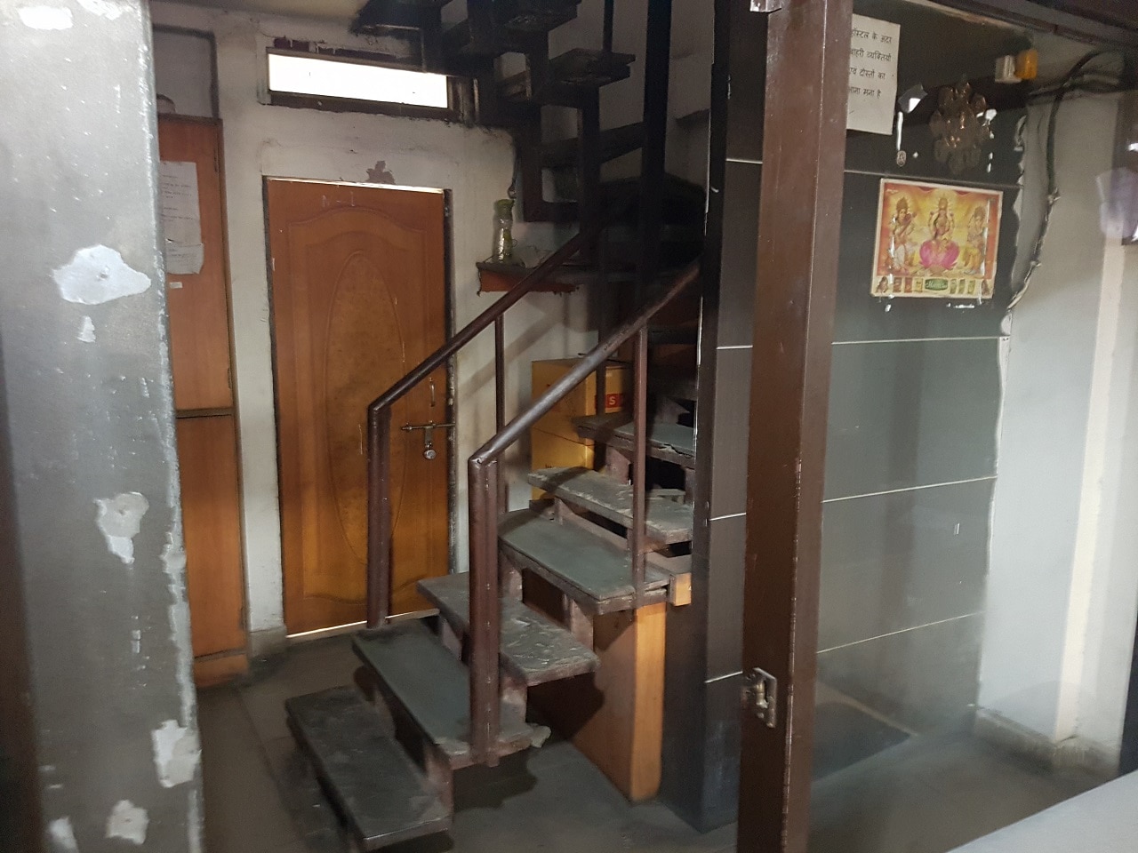 Regent Palace Boys Hostel - Tap to explore photos