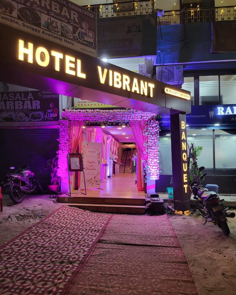 Hotel Vibrant Lawn And Banquet - Tap to explore photos
