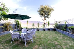 Heartland Ganga view Villa Jacuzzi And lift, Rishikesh