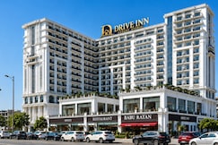 Drive Inn Luxury Studio Expo Mart Couple Friendly, Greater Noida