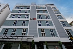 Townhouse The Cinco Bliss near IKEA, WELLS FORGO, KIMS, CARE Hospitals, Hyderabad