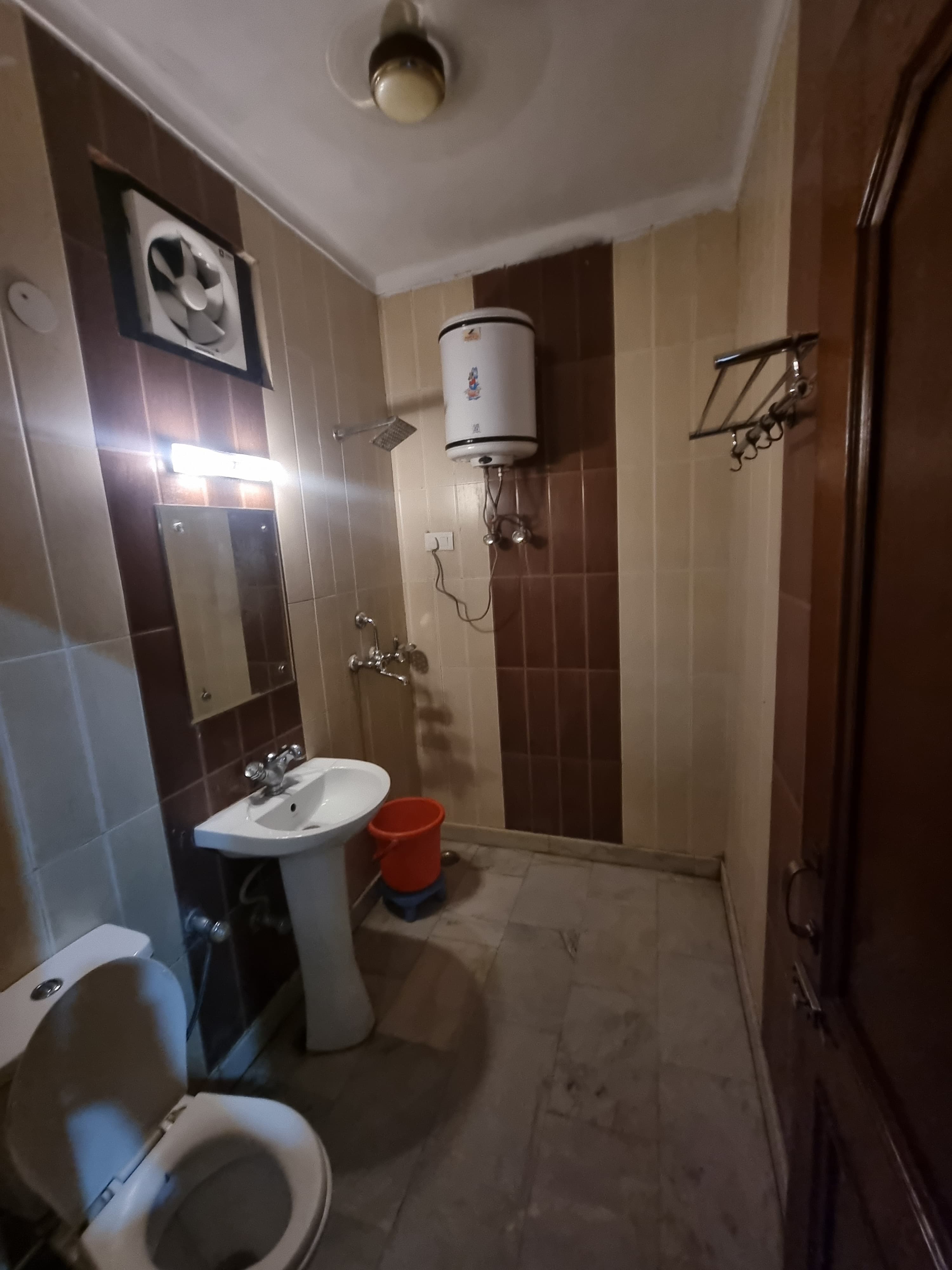 Hotel Vipul Palace Katra - Tap to explore photos