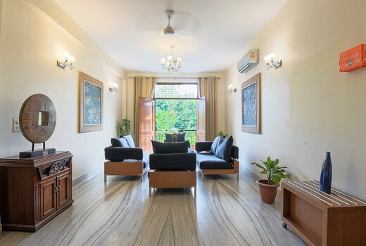 BedChambers | Entire 3BHK APT @Artemis/Medanta
