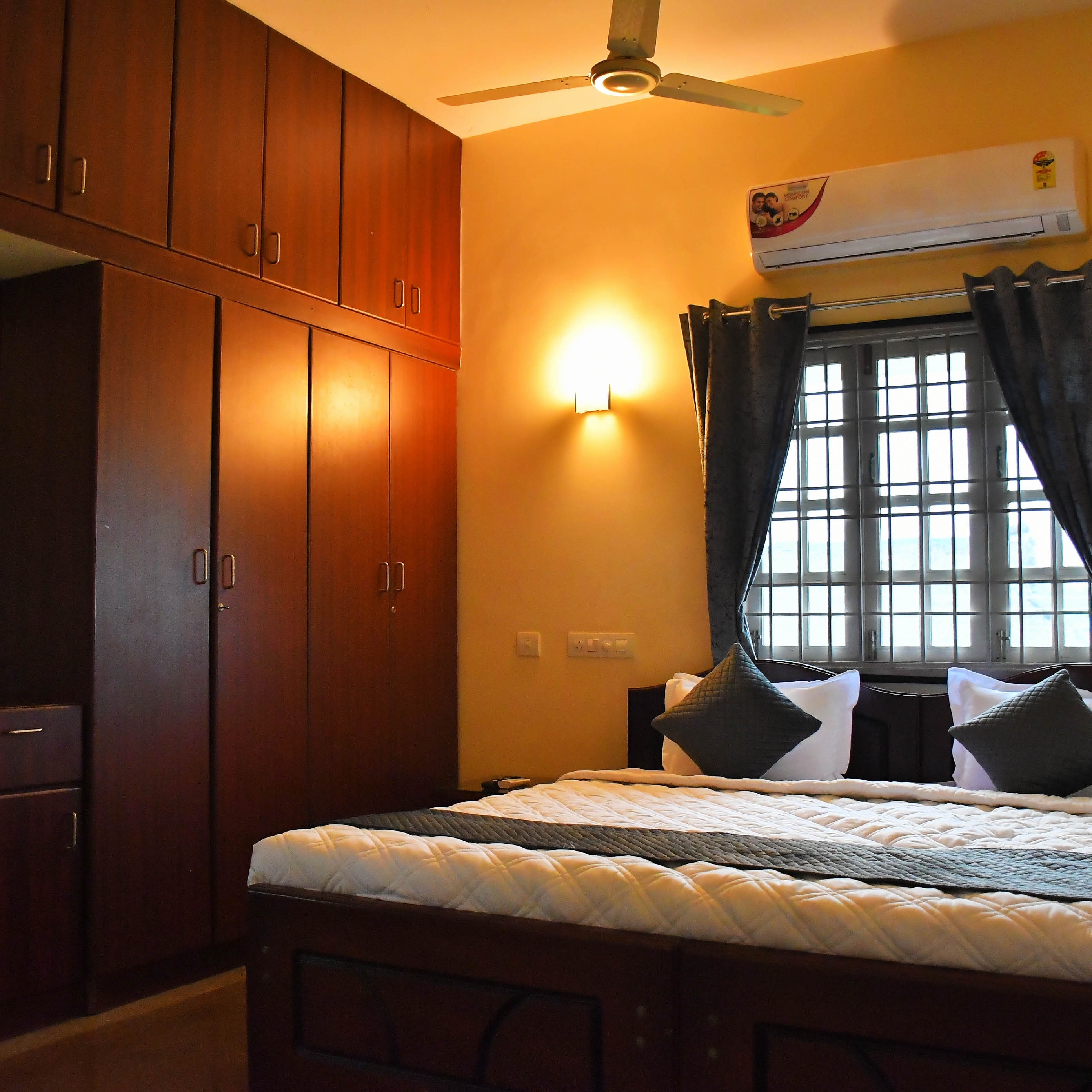 Revive Inn Pondy - Rooms & Villa - Tap to explore photos
