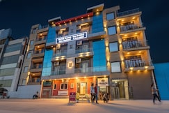 Hotel Raaso Inn Rohini, Delhi