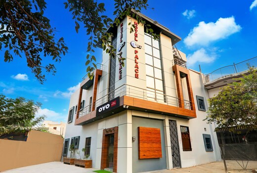 Hotel O NLT Palace