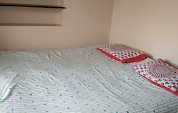 2 Rooms.