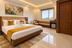 Lyro Hotel DLF Cybercity, Gurgaon