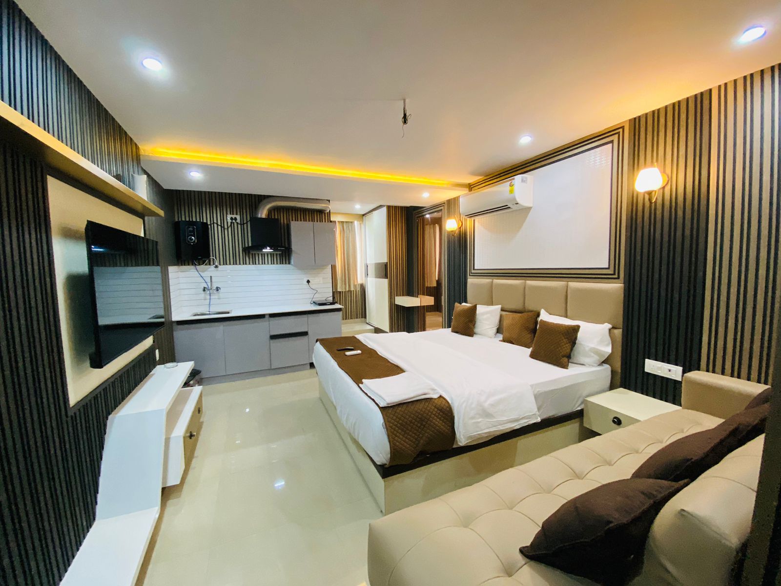 Serenity Suites - Tap to explore photos