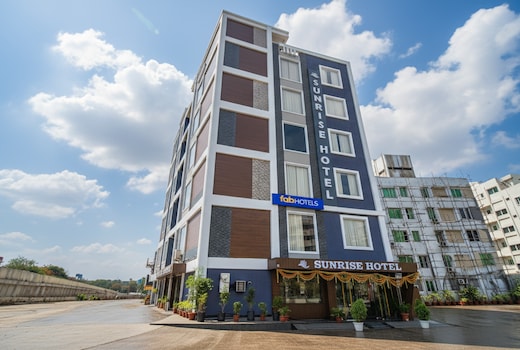 FabHotel Sunrise- Nr Hyderabad International Airport
