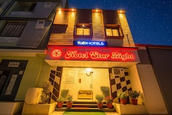 FabHotel Starlight Inn - 1.8km to Mahakaleshwar Jyotirlinga Temple, Ujjain
