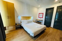 FabHotel Golden Moment, Gurgaon