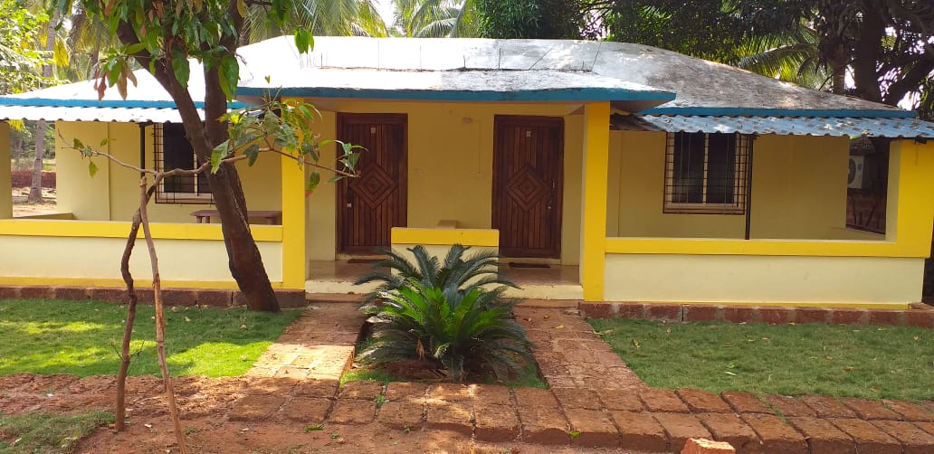 Coconut Crown Beach Resort Ganpatipule Inr 440 Off 2 0 0 0