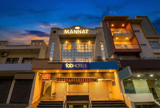 FabHotel Mannat Paschim Vihar