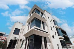 Hotel A P Residency, Gurgaon