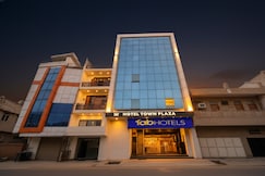 Via Town Plaza, Delhi