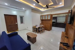 Comfy 2BHK NonAC Retreat | Halt | Relax | Recharge By AweNest Homes, Hyderabad