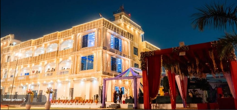 Hotel name J.K. Palace - Tap to explore photos