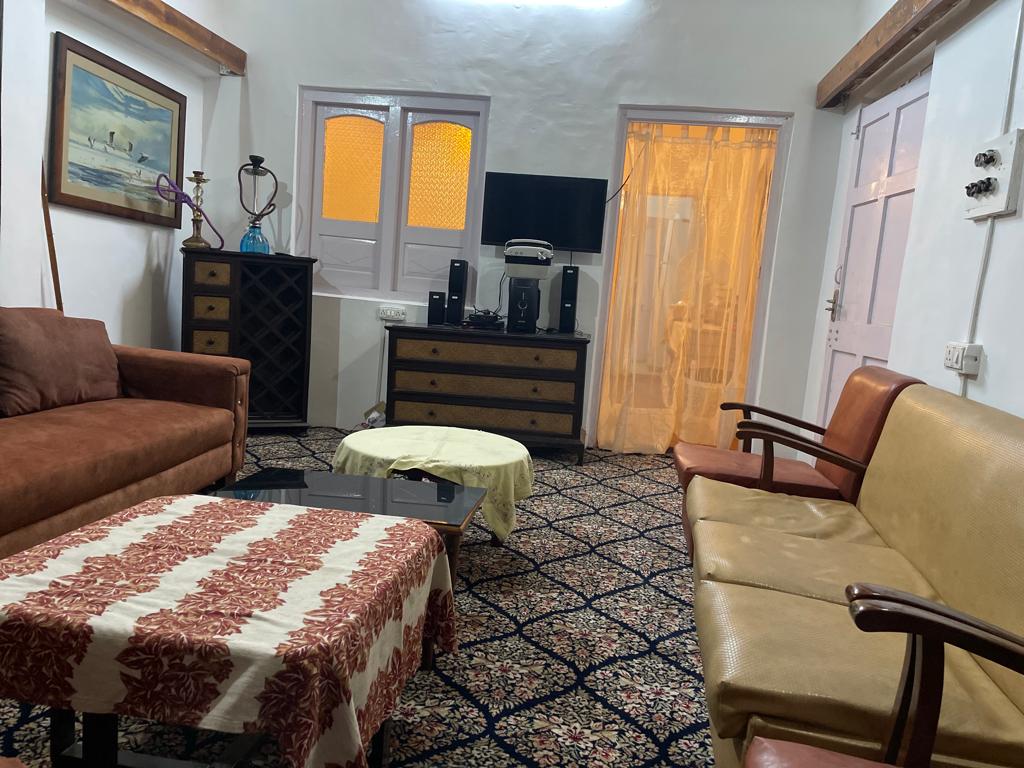 Sheela Heritage Villa Kud-Patnitop - Tap to explore photos