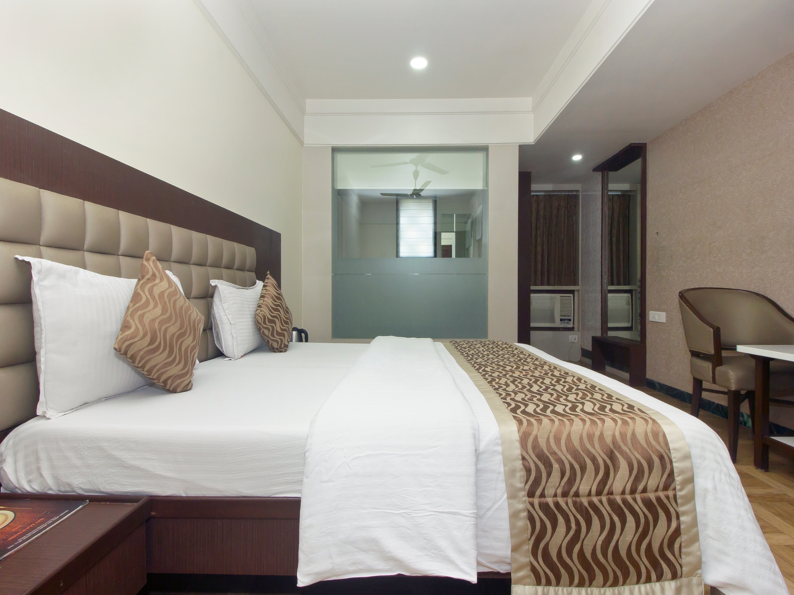 Hotel Gokul Anand - Tap to explore photos