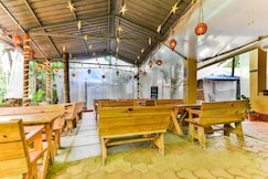 Ashvem Beach Resort, Goa