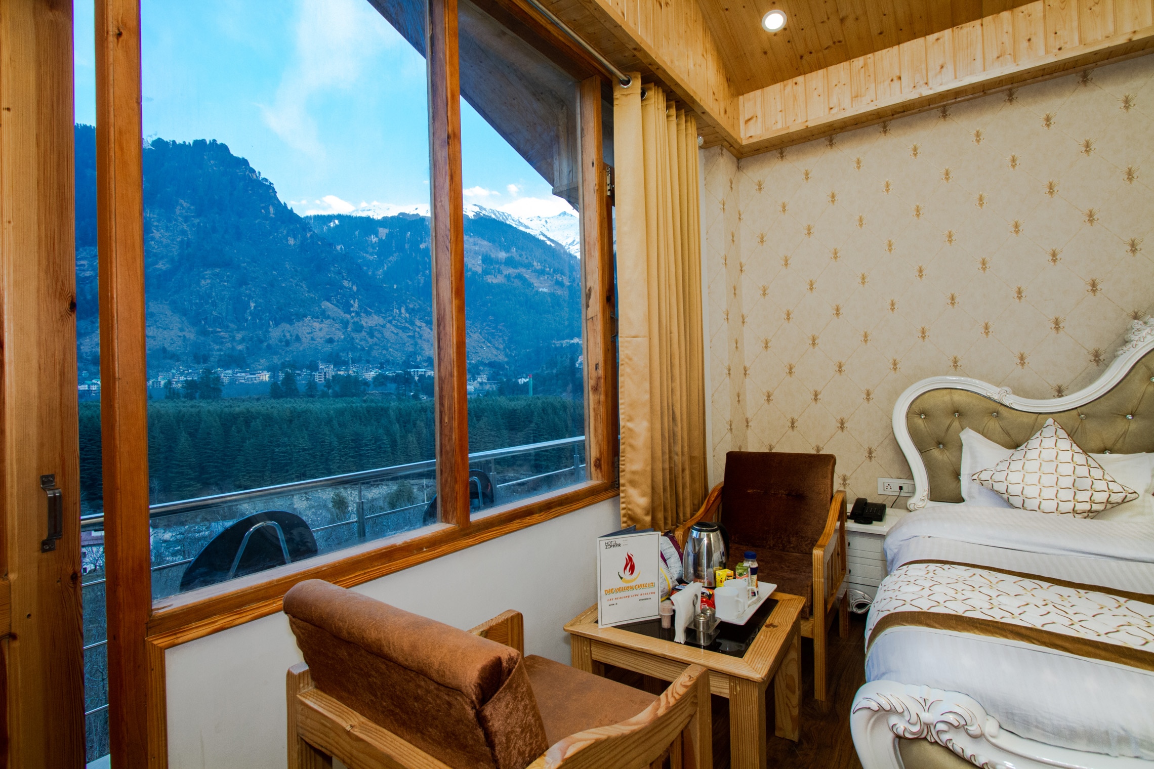 Hotel Zephyr Manali - Tap to explore photos