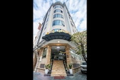 A25 Hotel - 193 Trung Kính, Hanoi