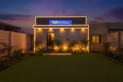 FabExpress Sumit Palace, Mumbai
