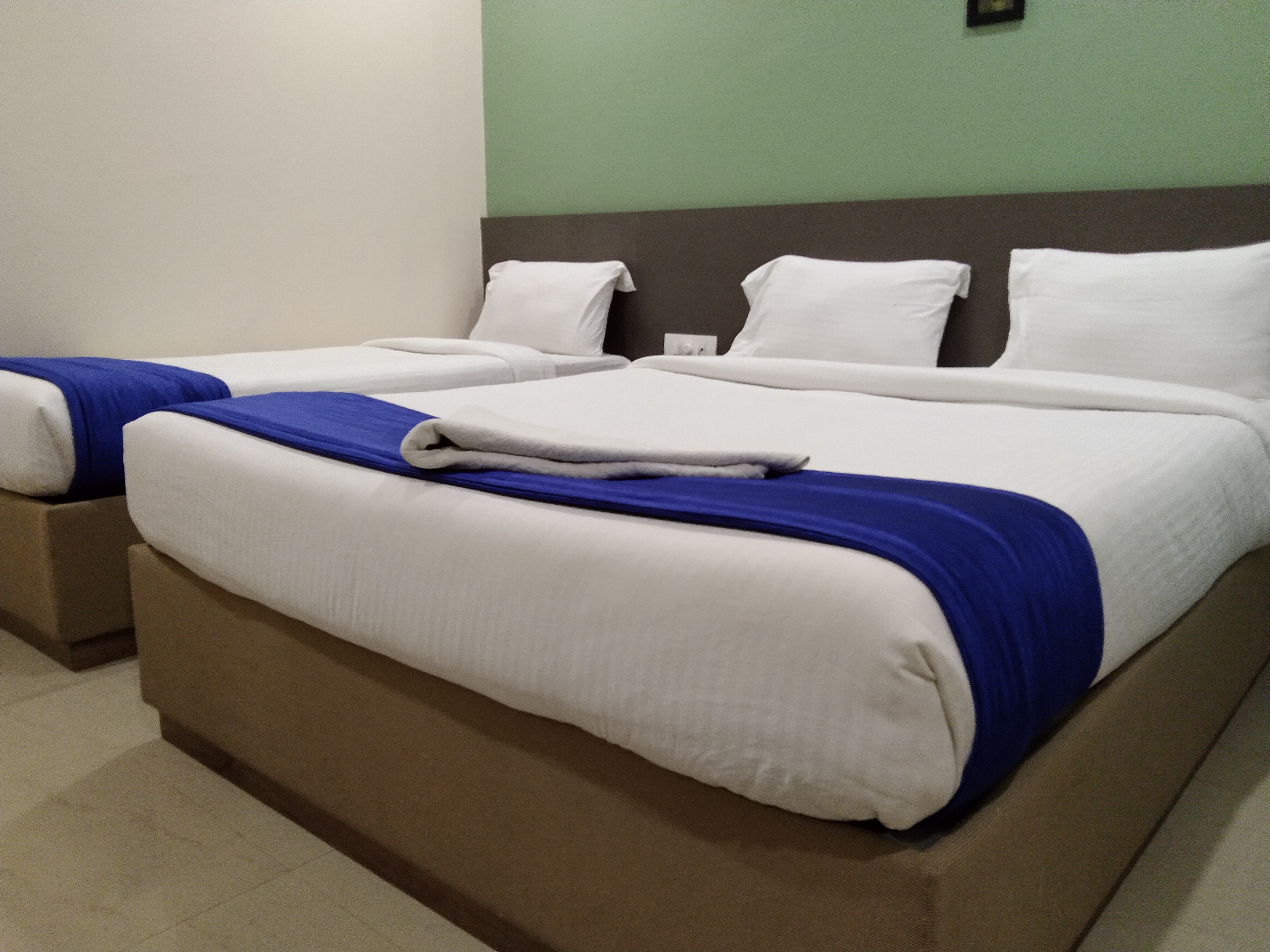 Executive Room 1