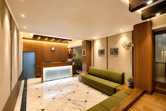 Status Business Hotel The Mall, Kanpur