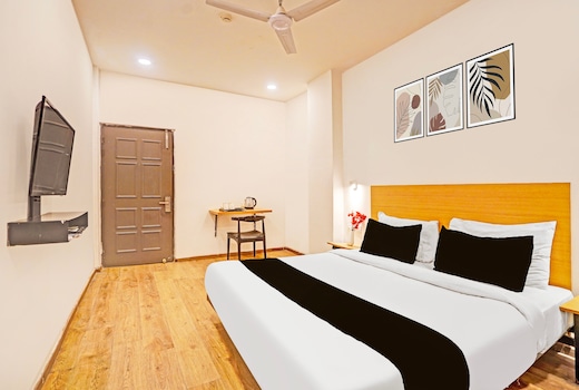 Townhouse Mukut Bazar