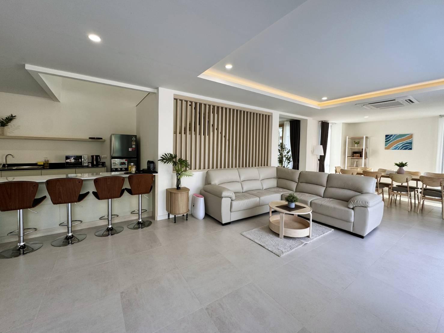 Assa Pool Villa Jomtien Beach Pattaya - Tap to explore photos