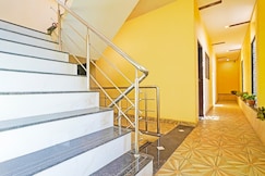 Hotel O by OYO STAR PALACE, Kalmeshwar
