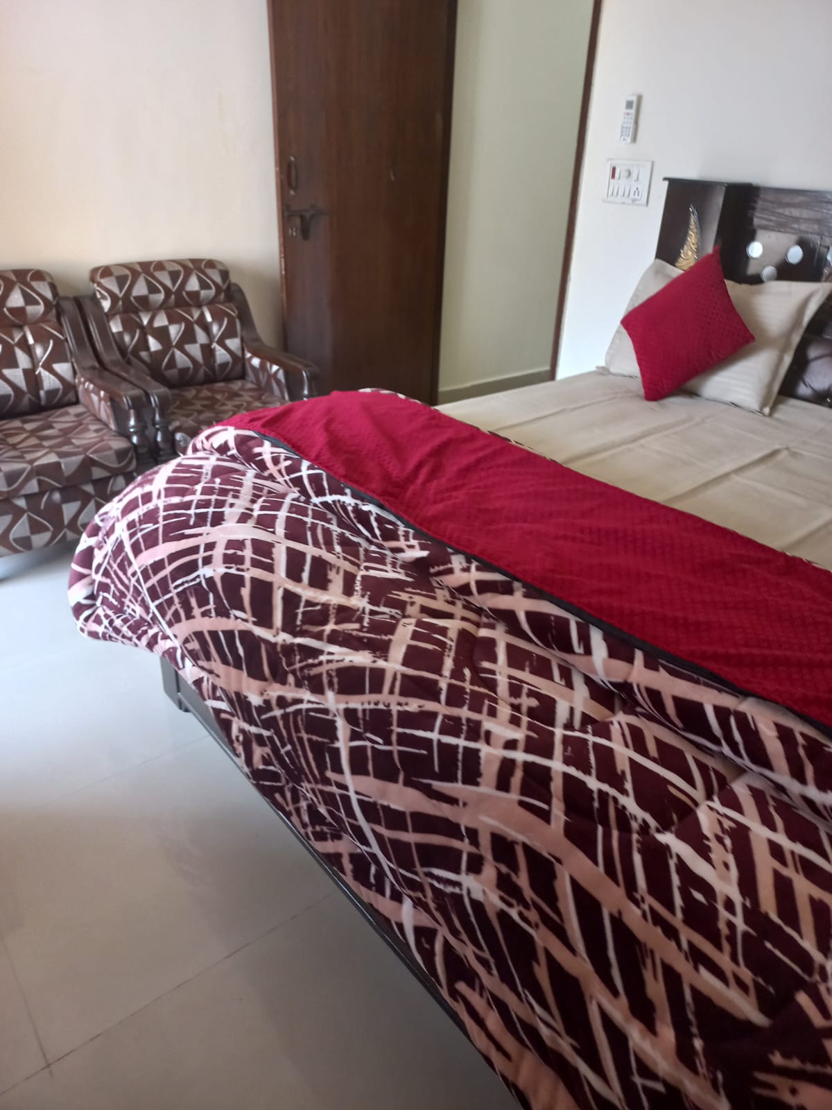 Mahadev Homestay @Tapovan - Tap to explore photos