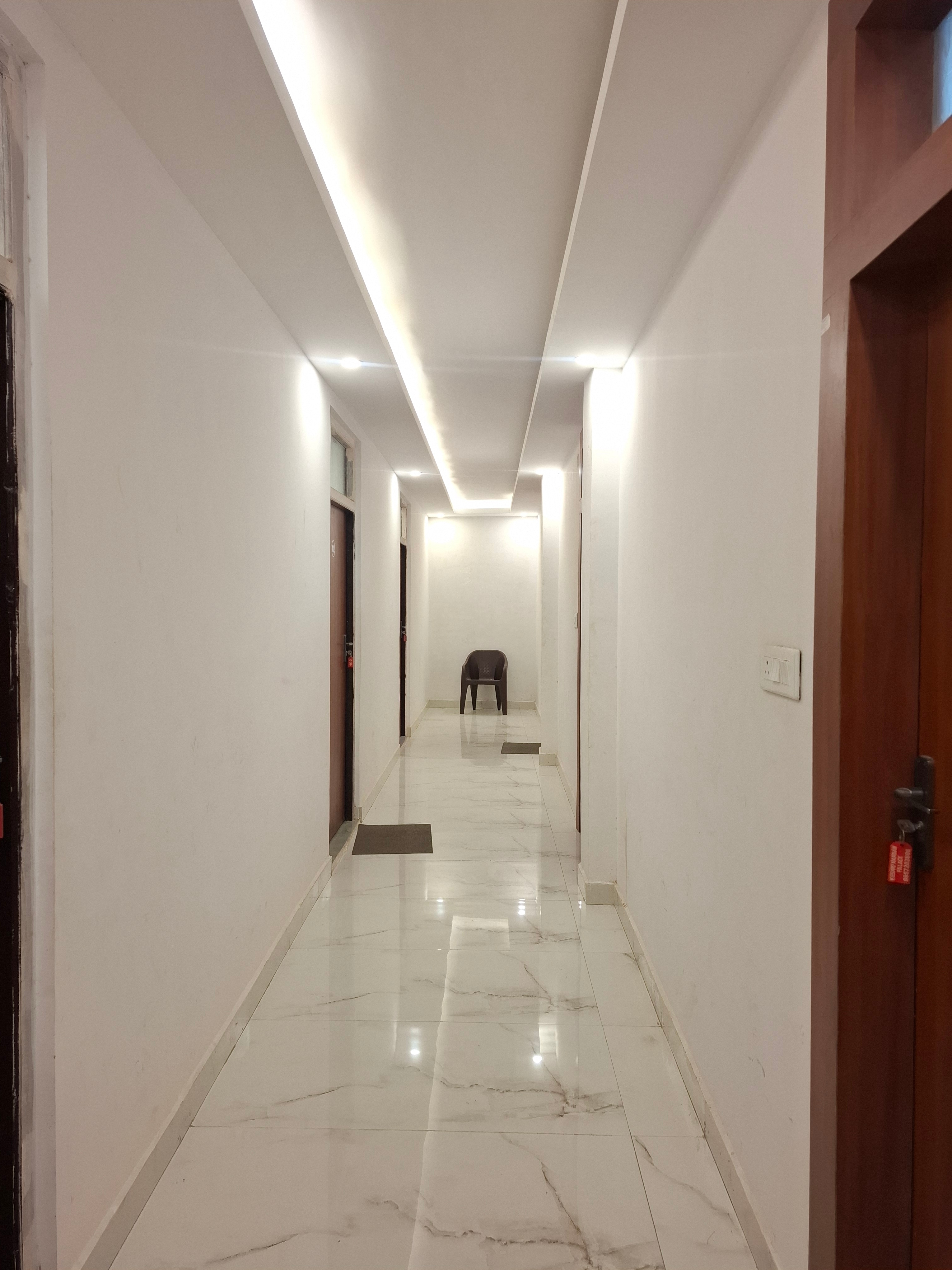 Hotel keshri Nandan - Tap to explore photos