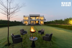 StayVista at Ollie @ Olive Farms, Greater Noida