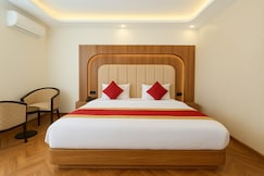 OPO Essential Skynex, Delhi