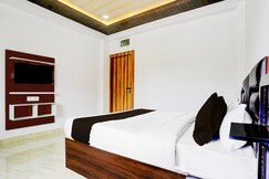 HOTEL O ROYAL INN, Hingana