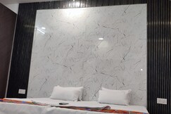 Star Hotels near Medanta Hospital, Gurgaon