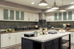 Homewood Suites Erie, Elgin