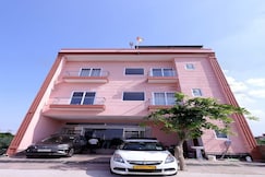 GURU KRIPA SADAN, Vrindavan