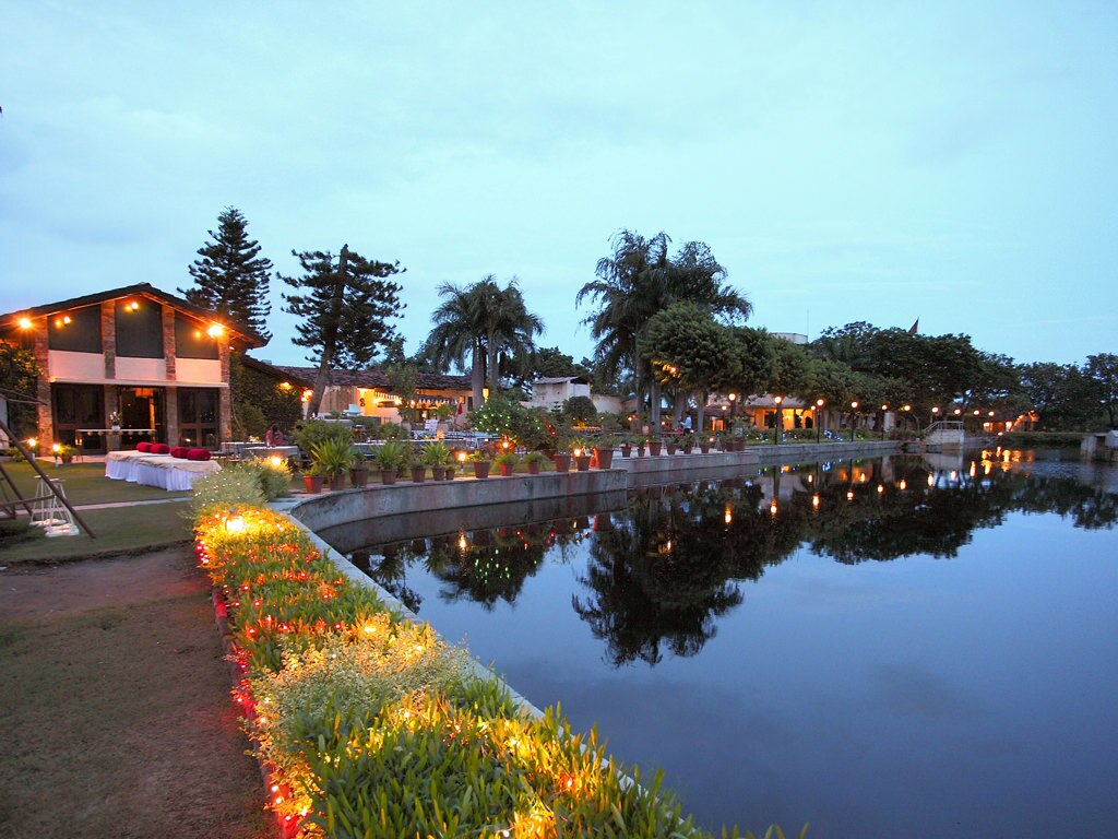 Cost of wedding in hotel shikarbadi udaipur