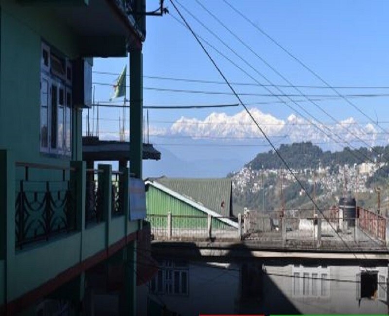 The Himalayan Beauty, Darjeeling - Tap to explore photos