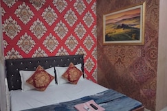 Hotel Golden Crown, Faridabad