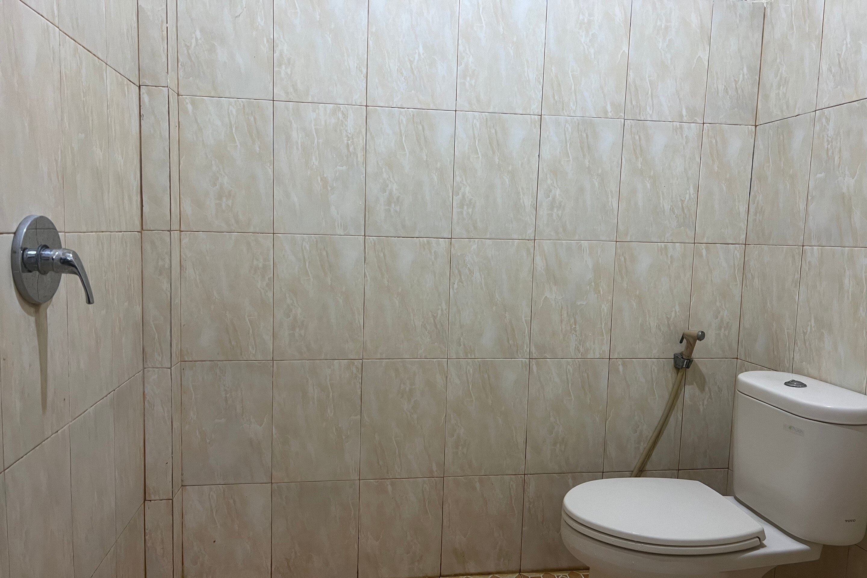 Hotel O Semarang near Bandara Ahmad Yani formerly Rumah Ceria - Tap to explore photos