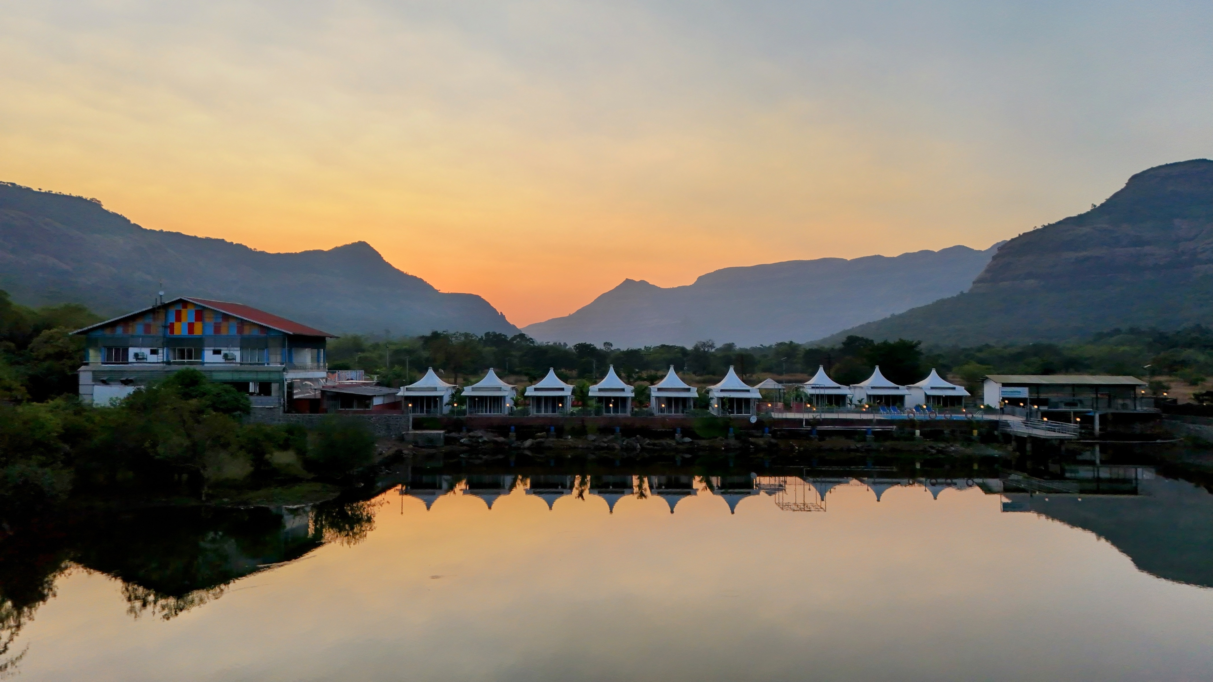 Lake Forest Resort Mulashi - Tap to explore photos