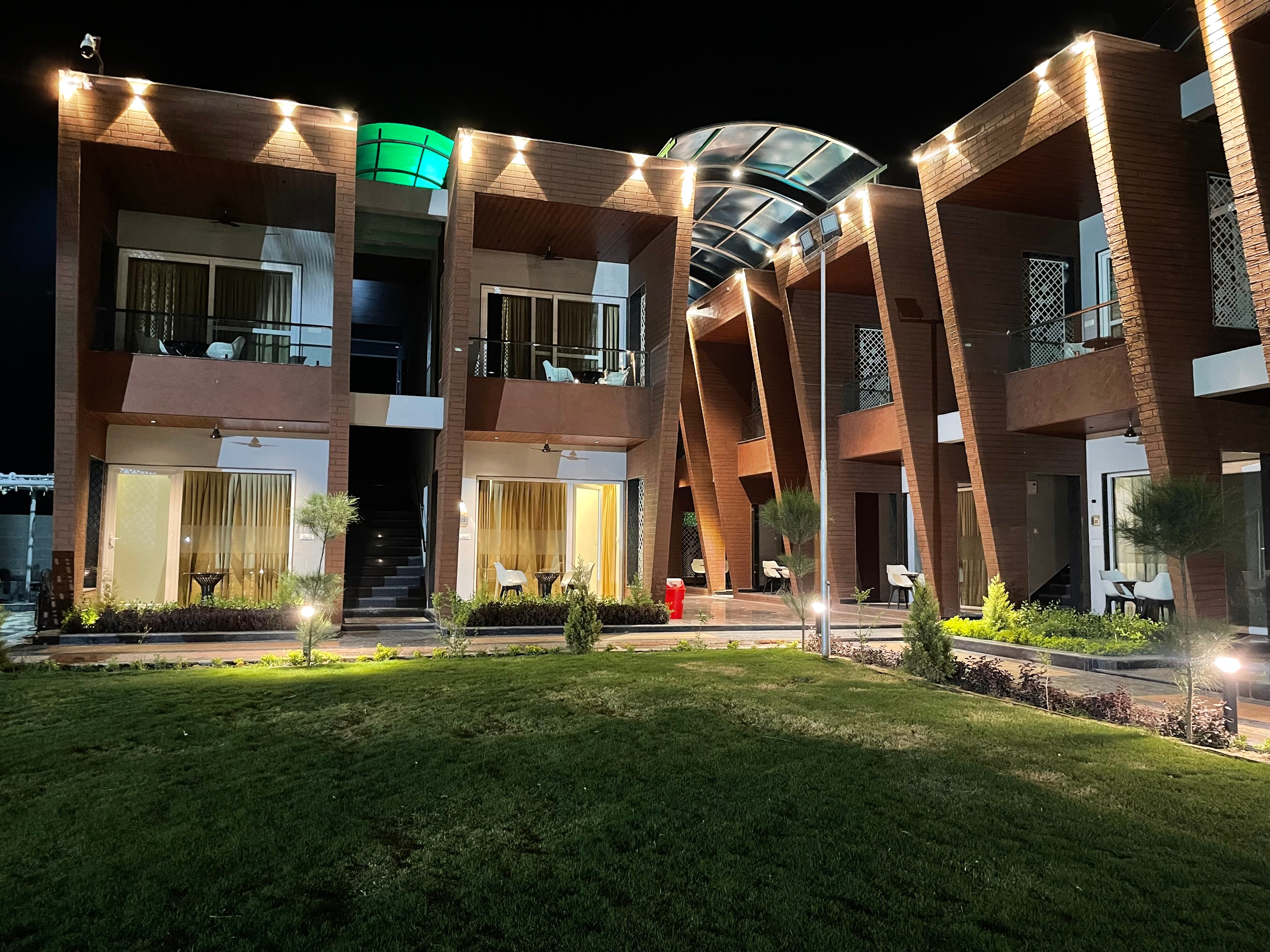 Maheshwari Resorts and Garden Restaurant - Tap to explore photos