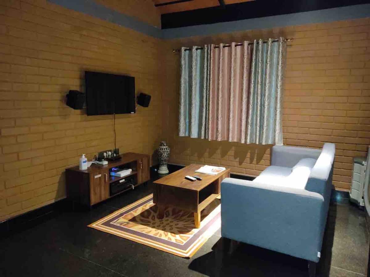 Nandi Valley Cottages | Rooms & Kitchen - Tap to explore photos